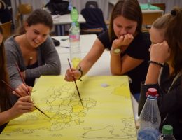 Arbeit an der Weltkarte Arbeit an der Weltkarte