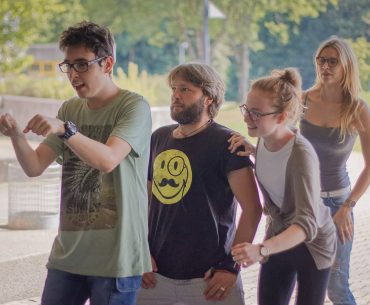 Und auf drei ekeln wir uns alle: Impro-Theater Busbesatzung mit Tiger